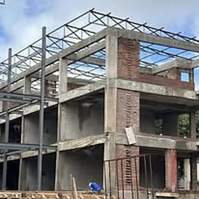 Multi-storey structural steel frame by Fumati Engineers (2)