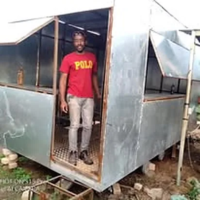Steel food shop container by Fumati Engineers