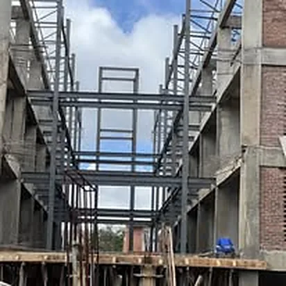 Multi-storey structural steel frame by Fumati Engineers (3)