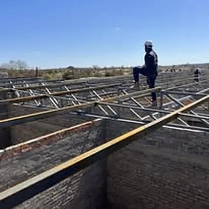 Large-span steel roofing by Fumati Engineers (3)